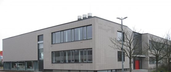 Eingangsbereich Mensa Multifunktionsgebäude Mettenhof